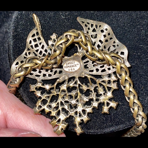 SWEET ROMANCE necklace on braided chain slider - Picture 6 of 9